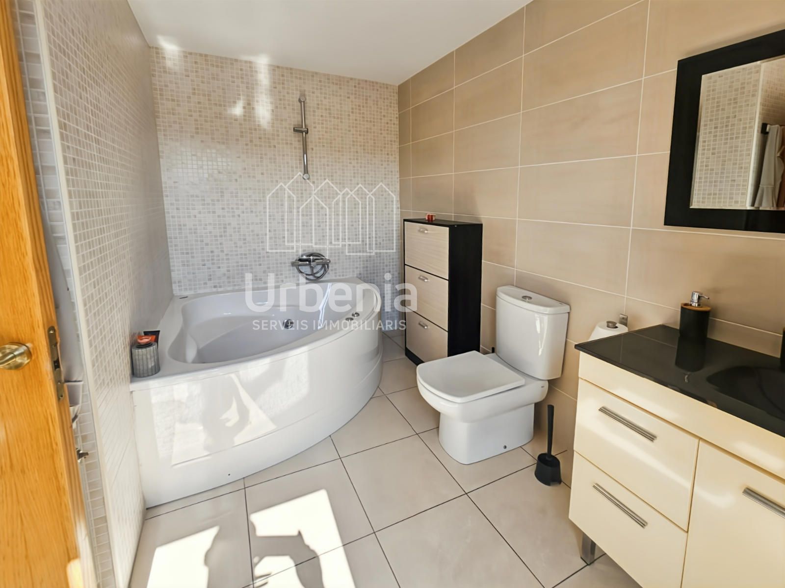 Casa en una de les zones més cotitzades de Canet de Mar!! - Foto 24
