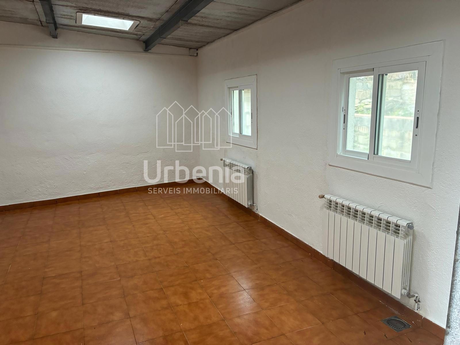 SANT CEBRIA DE VALLALTA: Espectacular casa amb piscina, gran saló amb xemeneia i bosc privat a 4 min del poble - Foto 46