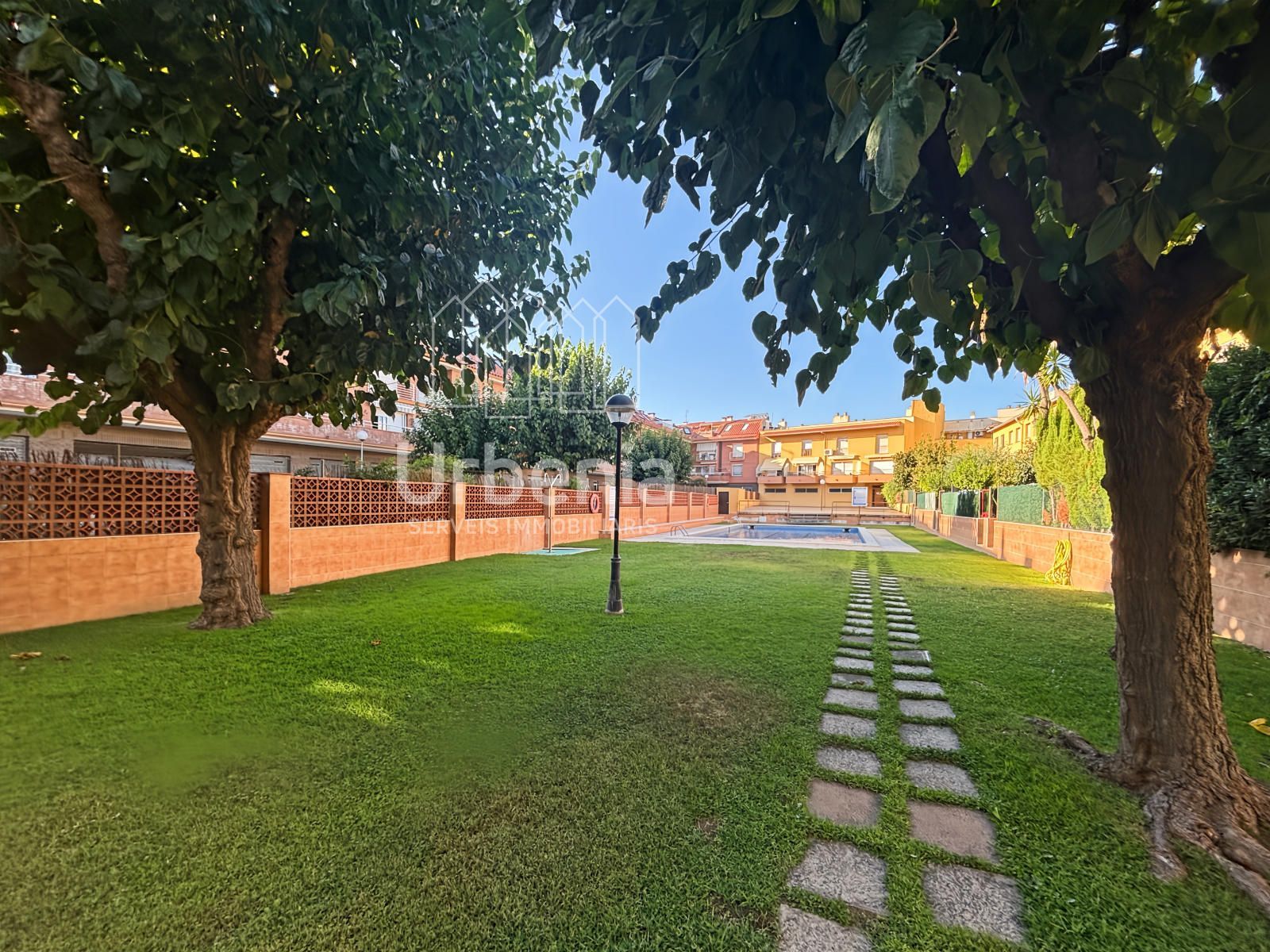 ¡Fantàstic Dúplex a Palafolls amb piscina i jardí comunitaris! - Foto 34