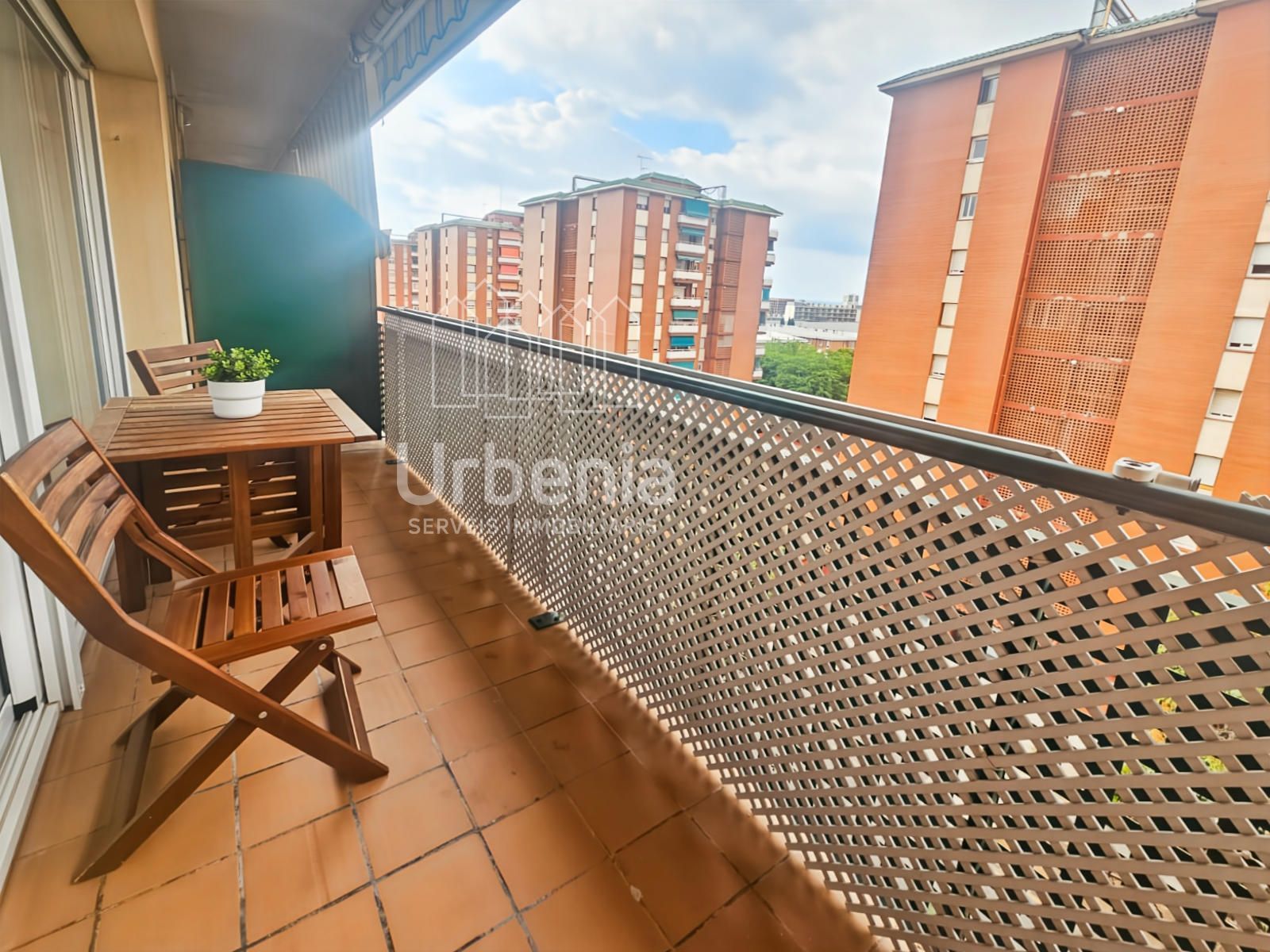 MATARO: ¡Ático dúplex en perfecto estado y con vistas abiertas! - Foto 2