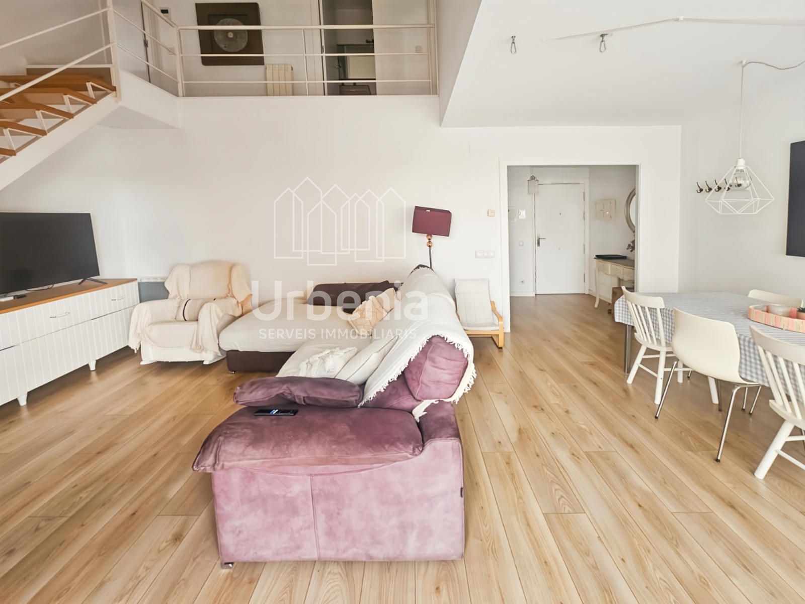 MATARO: ¡Ático dúplex en perfecto estado y con vistas abiertas! - Foto 9