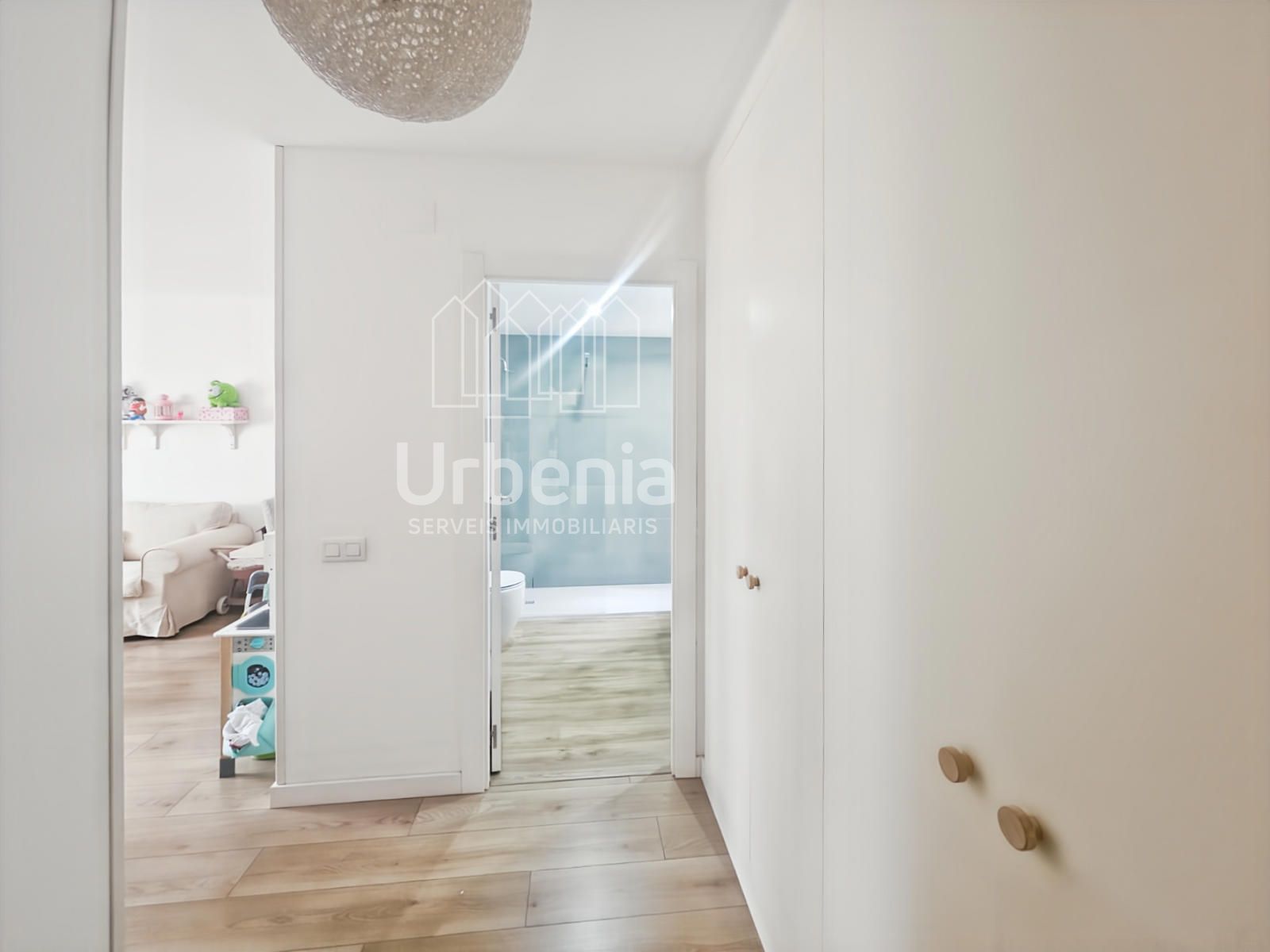 MATARO: ¡Ático dúplex en perfecto estado y con vistas abiertas! - Foto 13