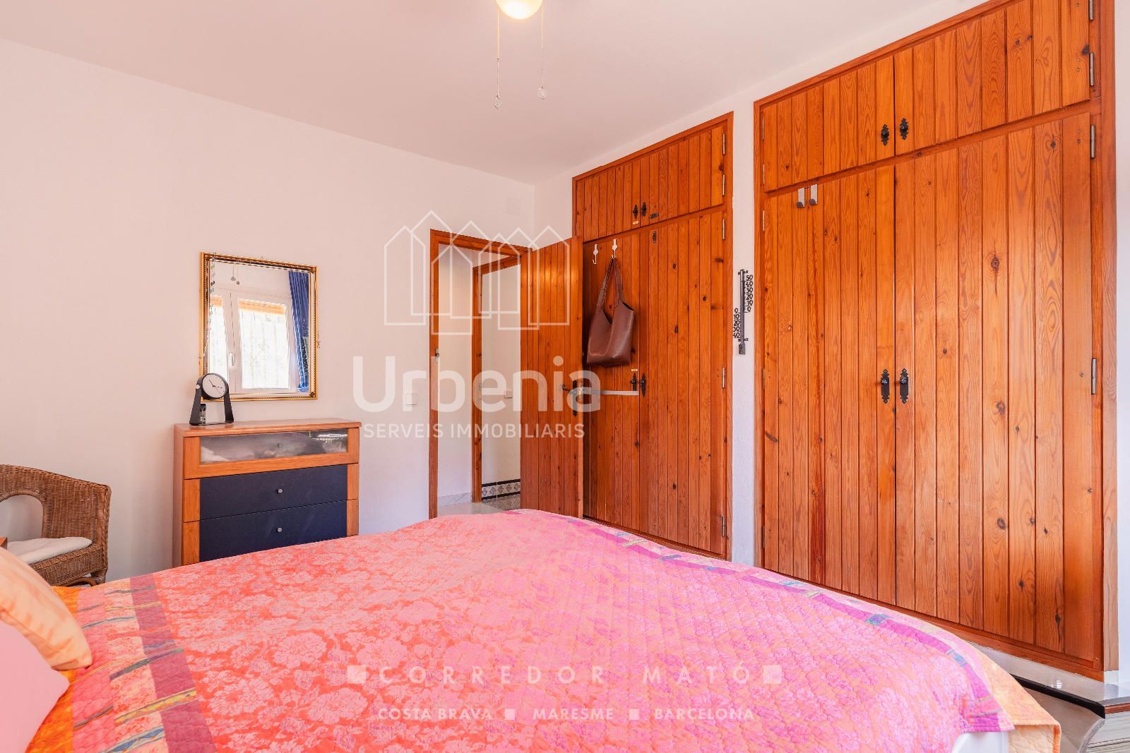 Casa unifamiliar con vista al mar y gran potencial en la milla de oro de Tamariu. - Foto 20