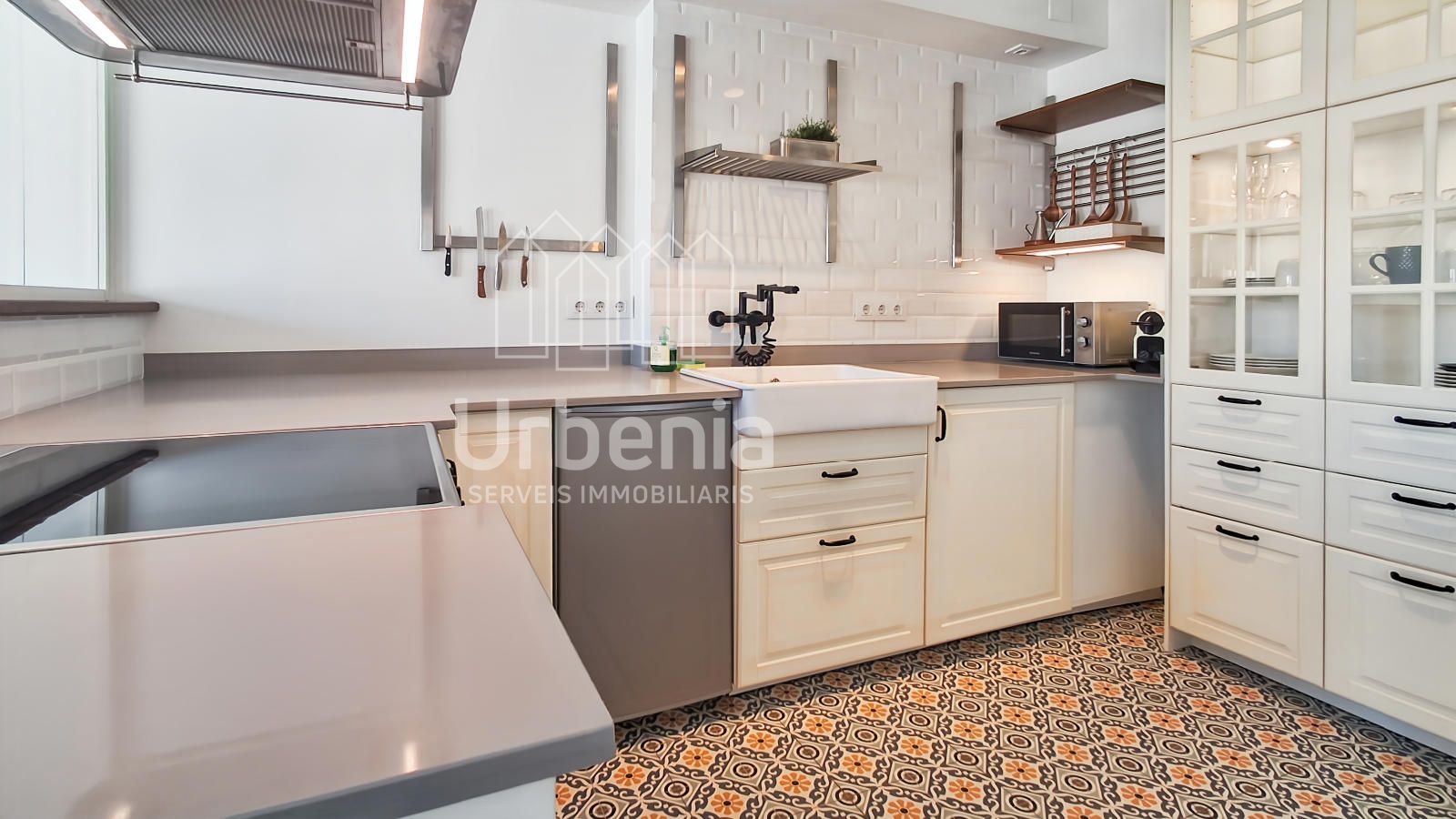 🏡 OPORTUNIDAD DE INVERSIÓN EN MATARÓ CENTRO | LICENCIA HUT ACTIVA 💰🌊 - Foto 13