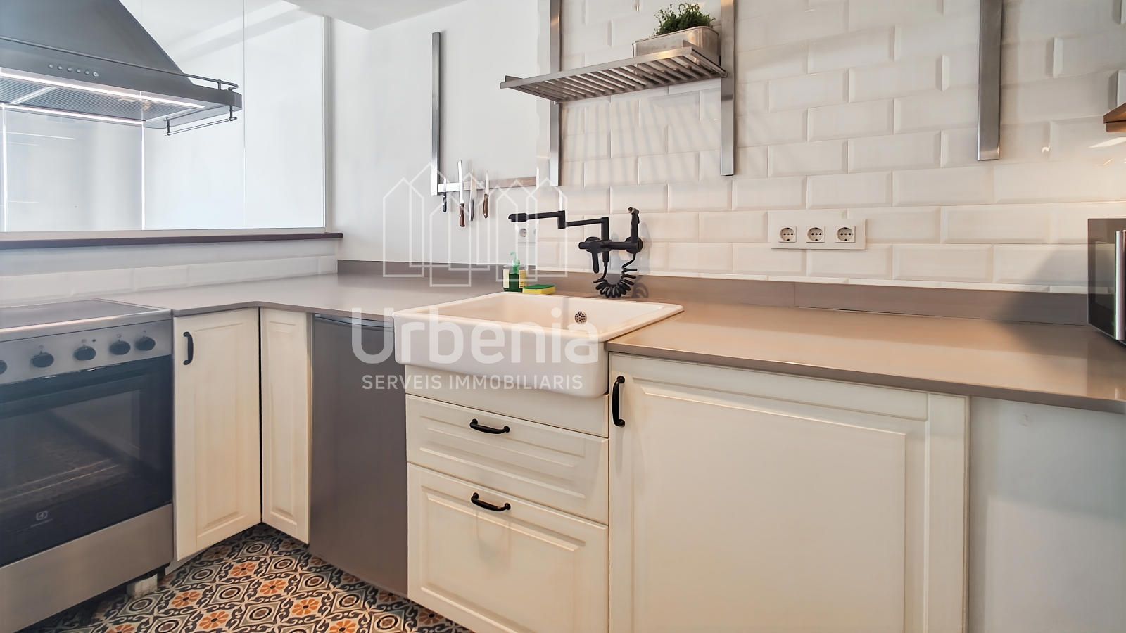 🏡 OPORTUNIDAD DE INVERSIÓN EN MATARÓ CENTRO | LICENCIA HUT ACTIVA 💰🌊 - Foto 14