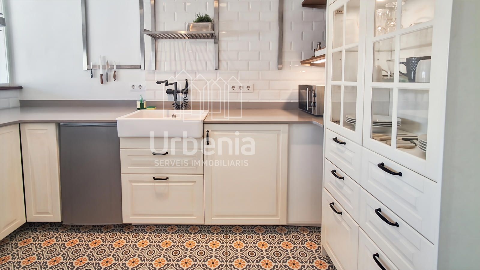 🏡 OPORTUNIDAD DE INVERSIÓN EN MATARÓ CENTRO | LICENCIA HUT ACTIVA 💰🌊 - Foto 17