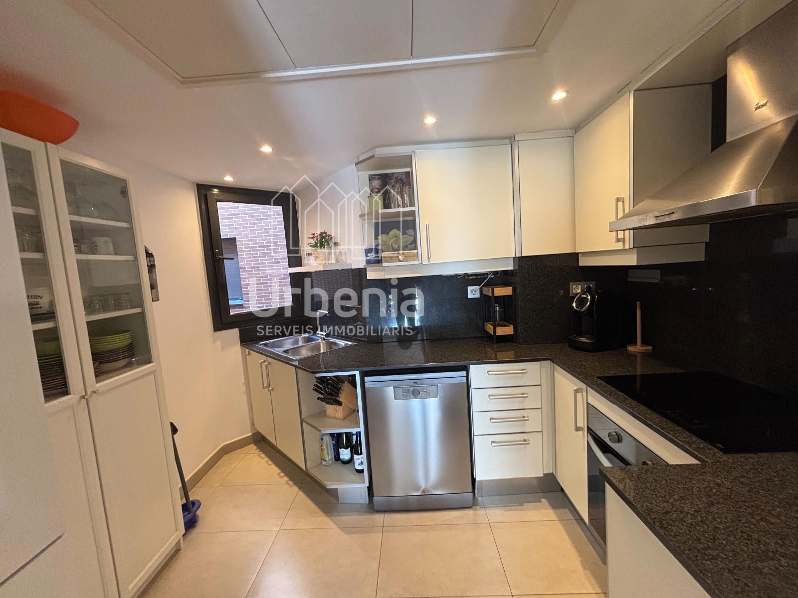 FANTÁSTICO DÚPLEX EN PRIMERA LÍNEA DE MAR – CALELLA - Foto 14