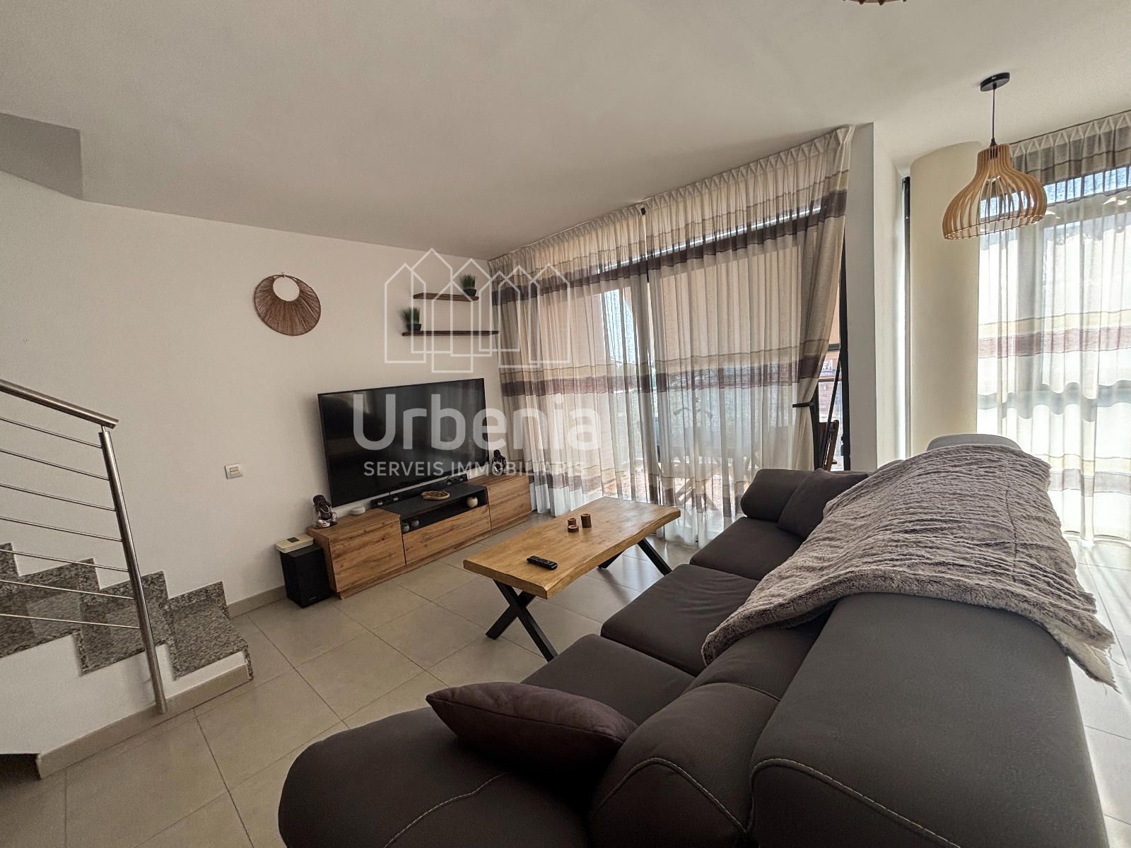 FANTÁSTICO DÚPLEX EN PRIMERA LÍNEA DE MAR – CALELLA - Foto 11