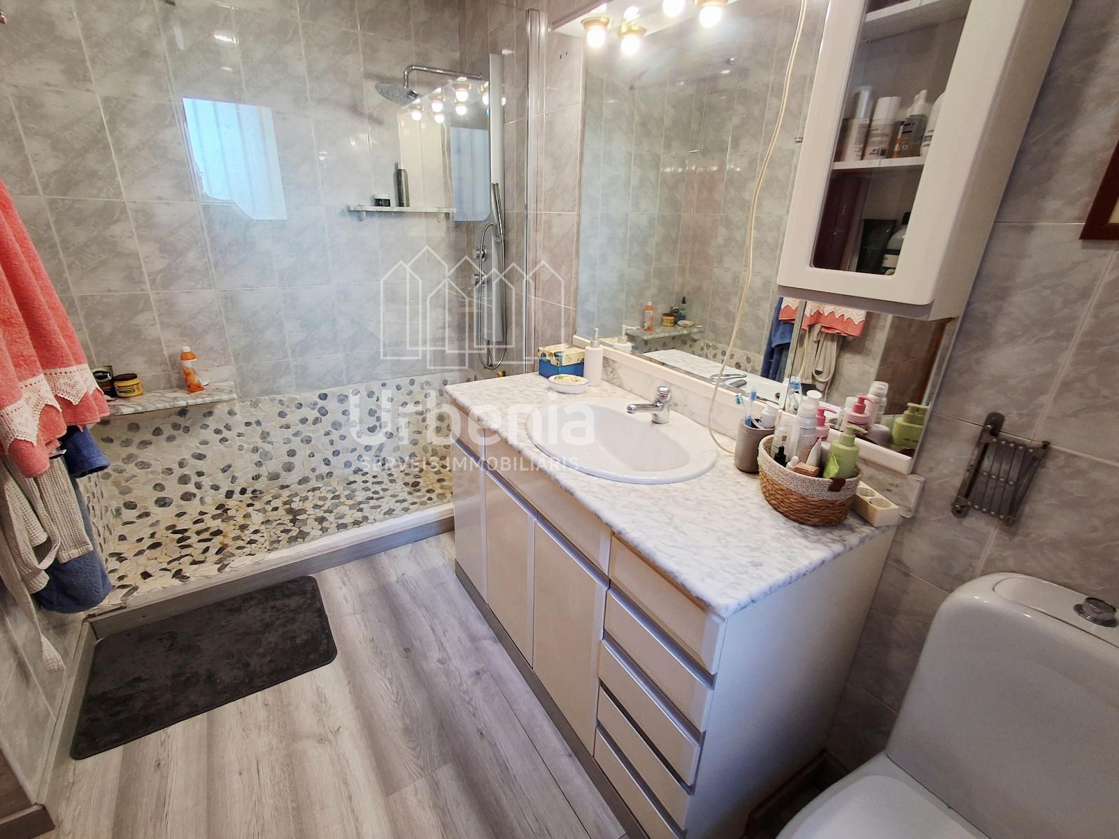 Casa preciosa en la Urbanización de Sant de la Roca del Vallès. - Foto 19