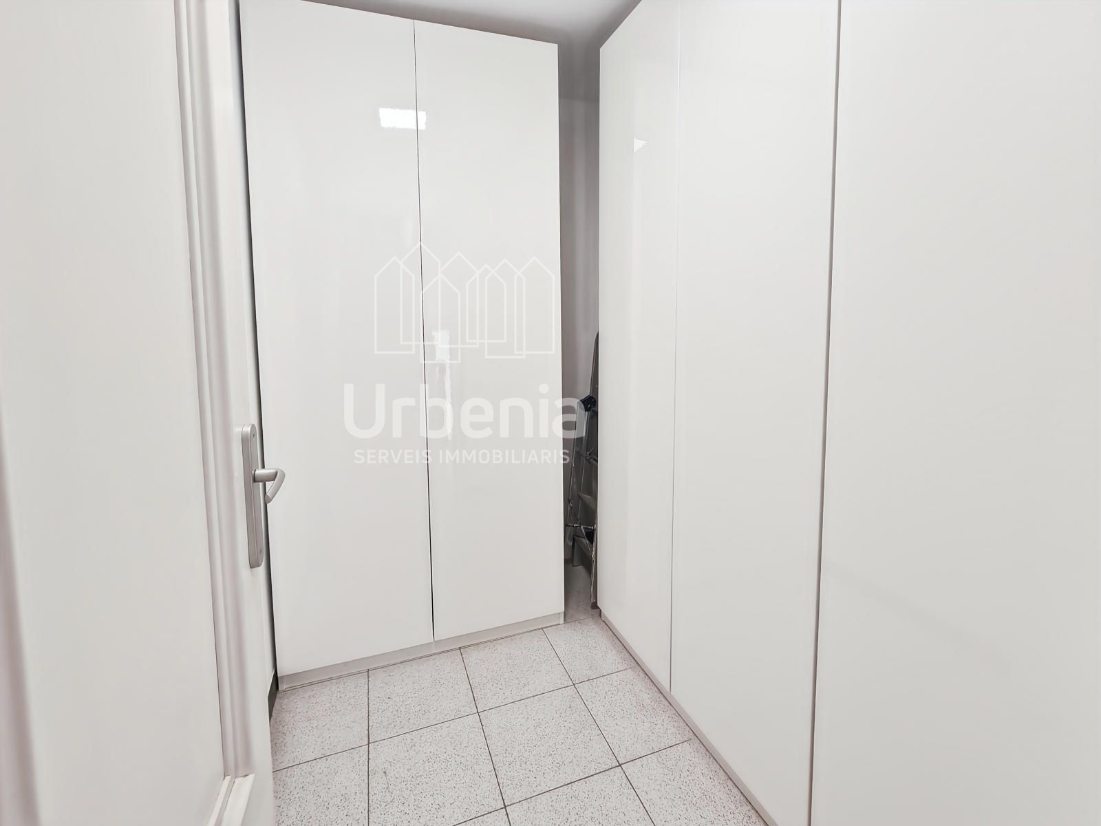 Casa pareada esquinera en parcela de 300 m² que se distribuye en varias plantas en Sant Andreu de Llavaneres - Foto 15