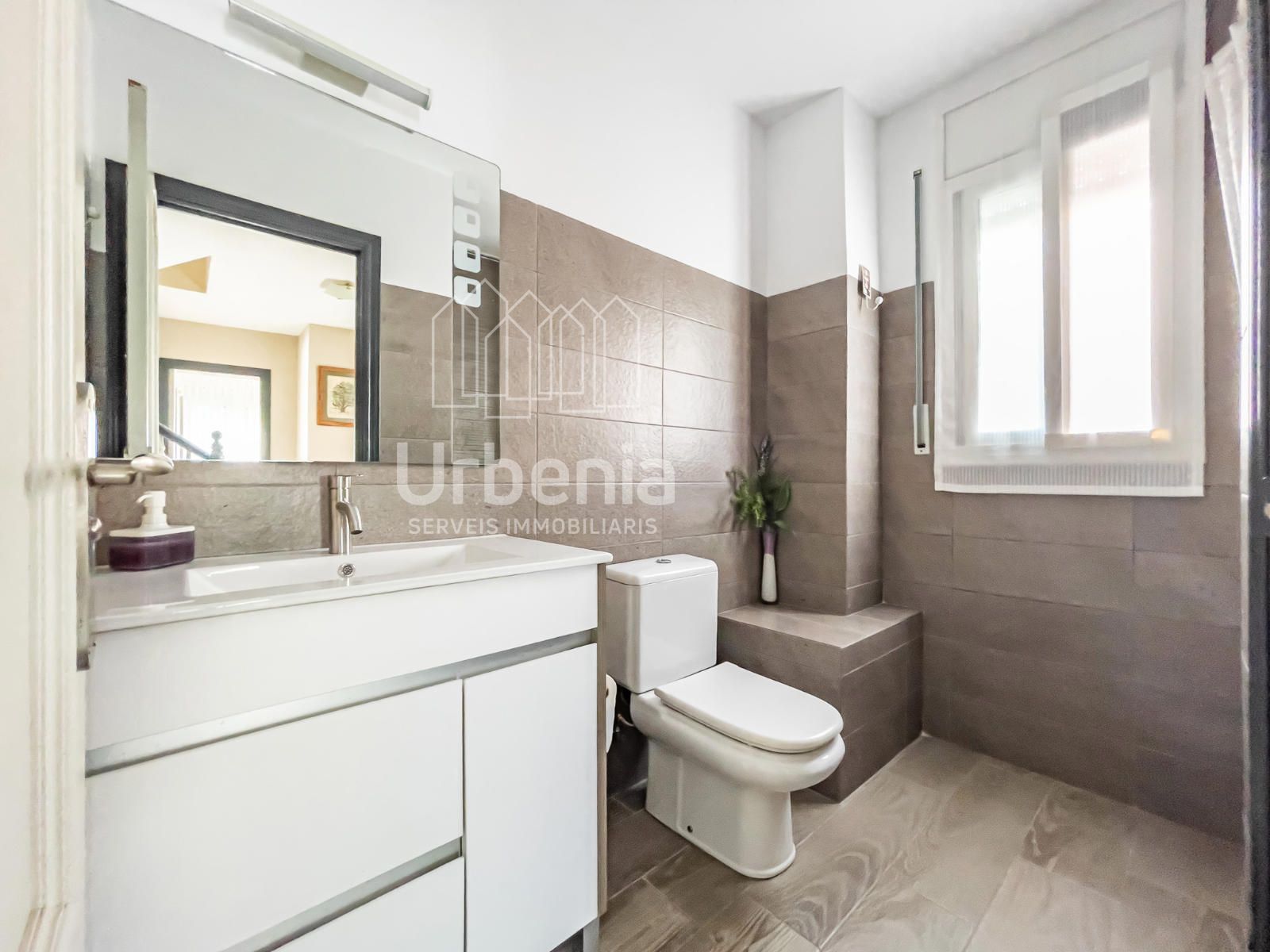 Casa con jardín, piscina y vistas al mar en Sant Vicenç de Montalt - Foto 25