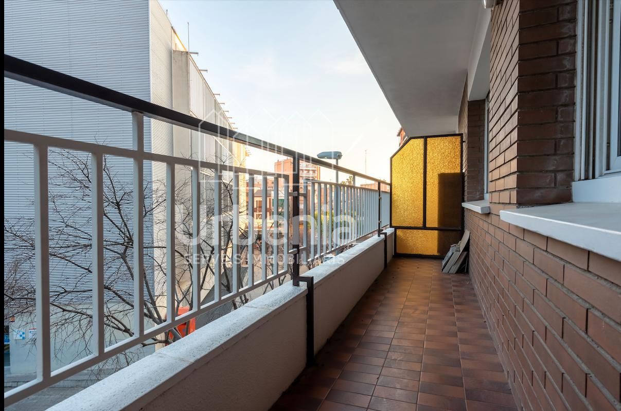 PISO 80M2 BADALONA CENTRO BARRIO ROMANO DALT DE LA VILA Ref 86634