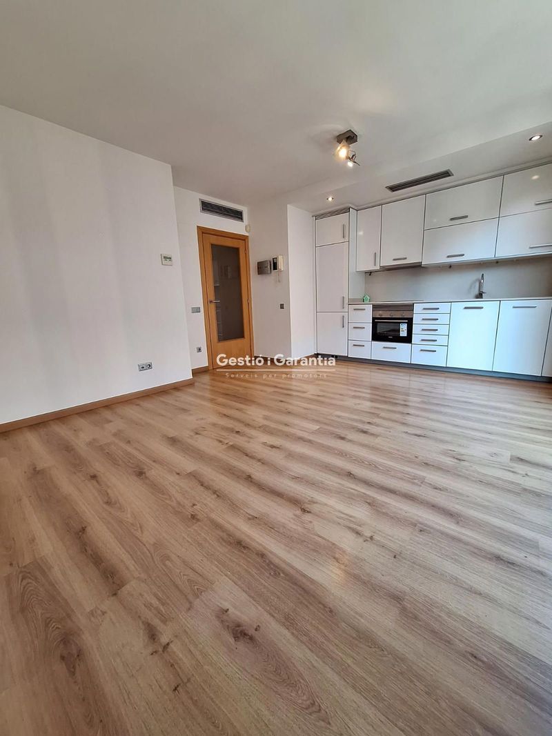 Pis en venda Barcelona. Ref: 2303. GG GESTIO I GARANTIA