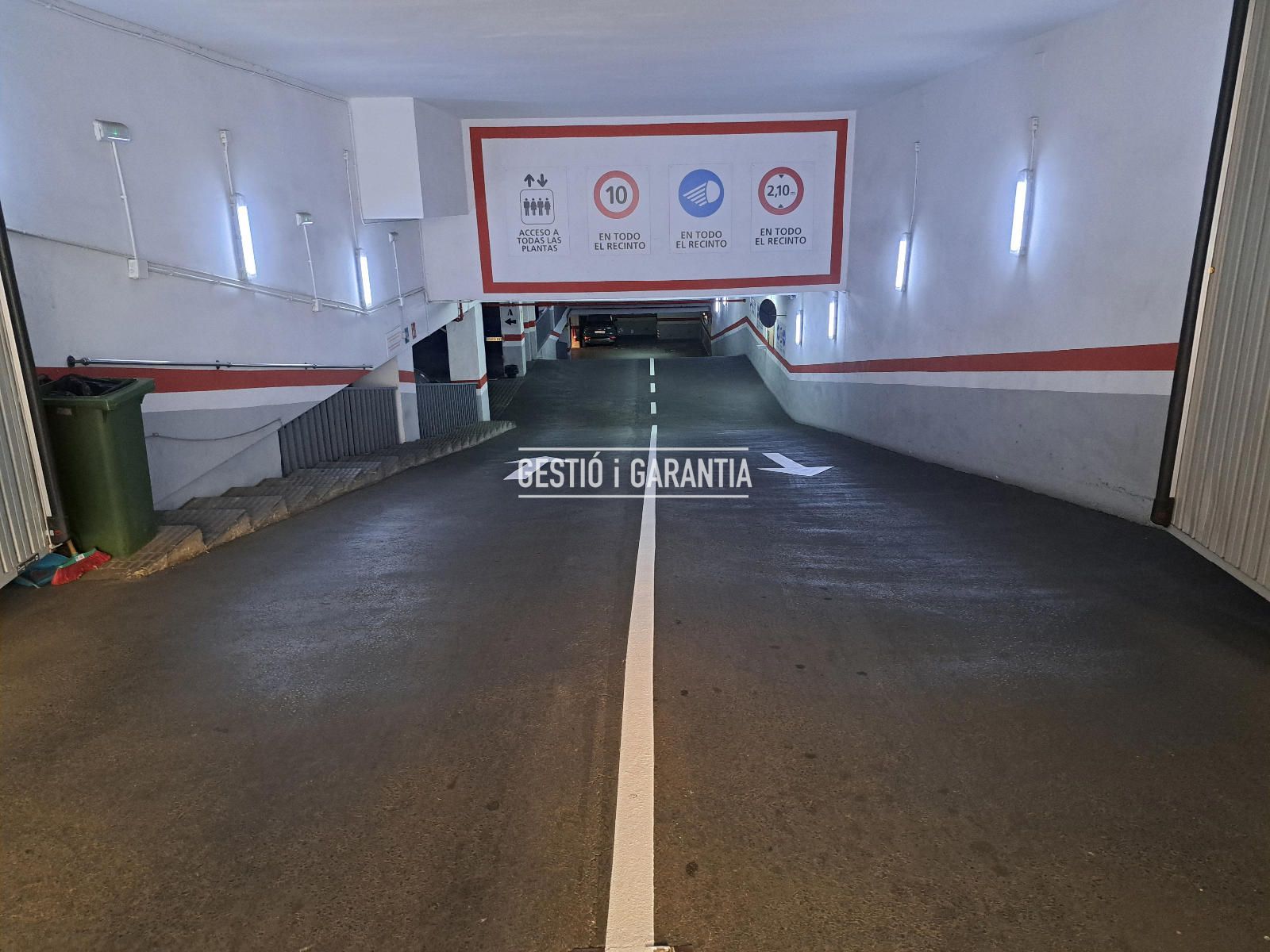 garatge en venda Barcelona. Ref: 2674. GG GESTIO I GARANTIA