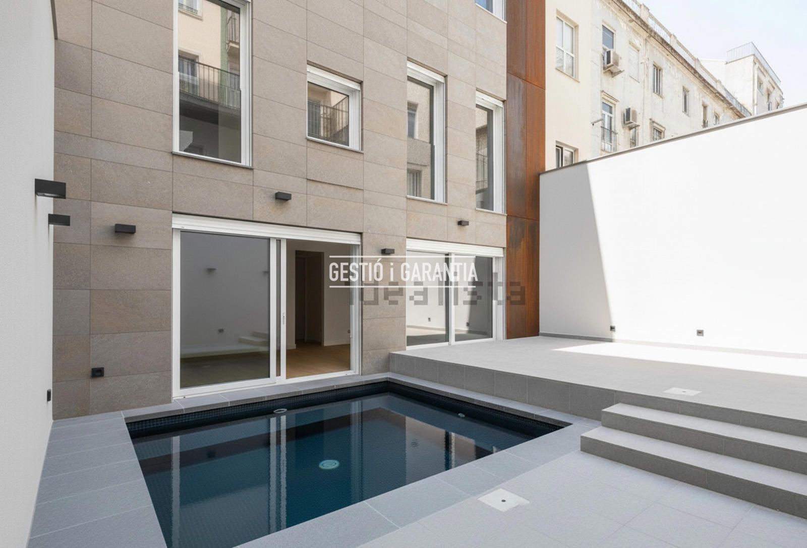 Duplex en venda Barcelona. Ref: 2677. GG GESTIO I GARANTIA