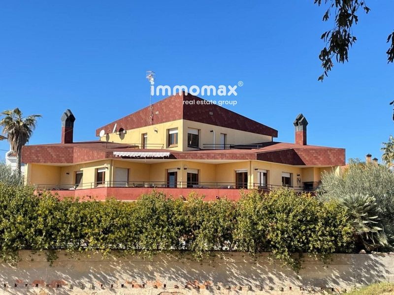 Chalet Independiente en venta L