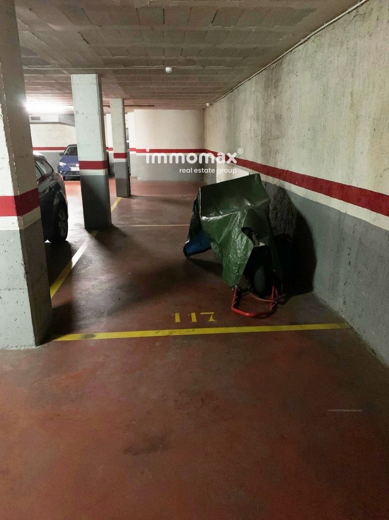 Garaje en venta Sant Feliu de Llobregat, Barcelona. Ref: 15723. IMMOMAX