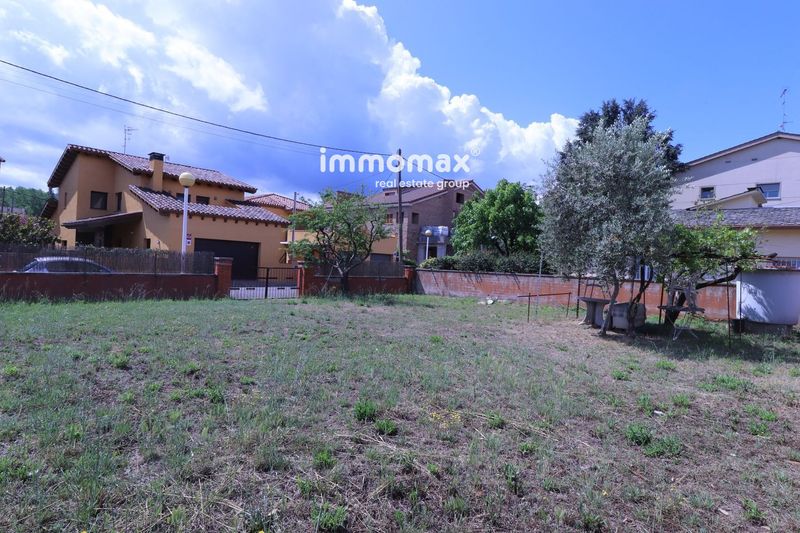 Parcela en venta Riells i Viabrea, Girona. Ref: 16171. IMMOMAX