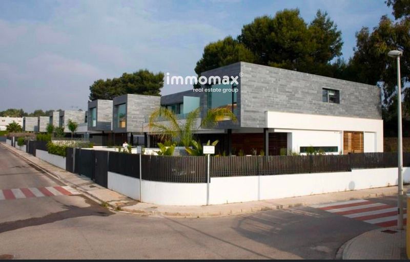 Parcela en venta Vilanova I La Geltru, Barcelona. Ref: 17407. IMMOMAX