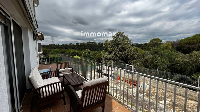 Chalet Independiente en venta Lliça D