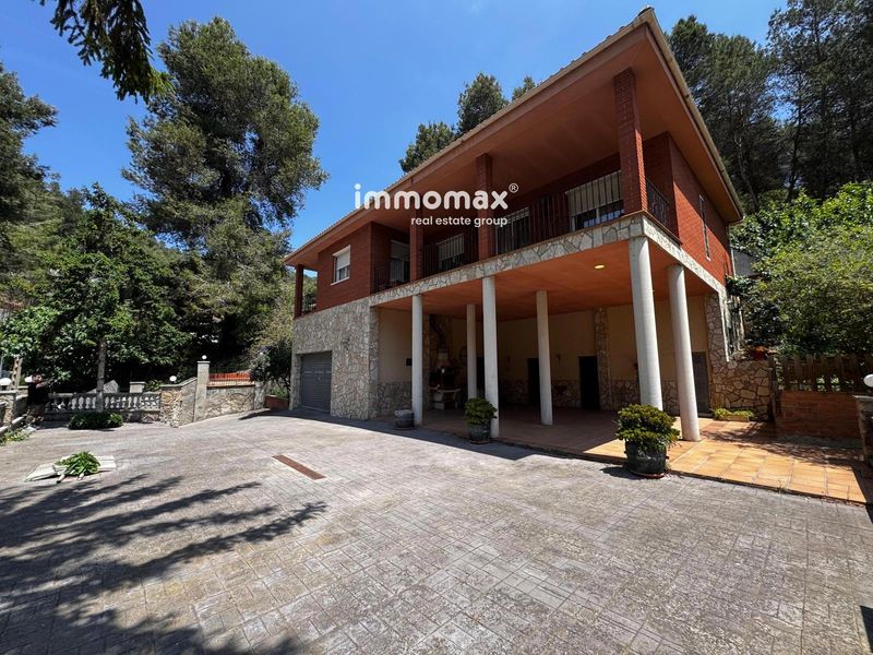 Freistehende Villa zu verkaufen Vallirana, Barcelona. Ref: 17452. IMMOMAX