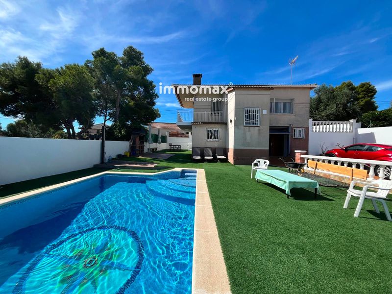 Chalet Independiente en venta Cunit, Tarragona. Ref: 17614. IMMOMAX