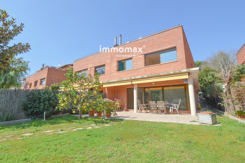 Chalet Independiente en venta Castelldefels, Barcelona. Ref: 17653. IMMOMAX