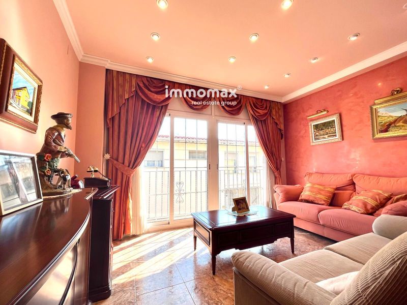 Maison de ville en vente Vilanova I La Geltru, Barcelona. Ref: 17671. IMMOMAX
