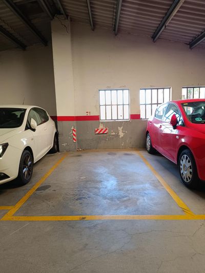 Garage for sale and rent Esplugues de Llobregat, Barcelona. Ref: 17765. IMMOMAX