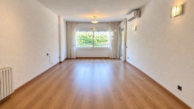 Piso en venta Badalona, Barcelona. Ref: 18308. IMMOMAX