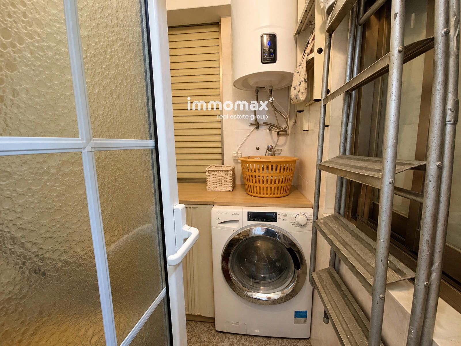 ¡Tu próximo hogar en Hospitaleth! 3 habitaciones, terraza y vistas - Foto 13
