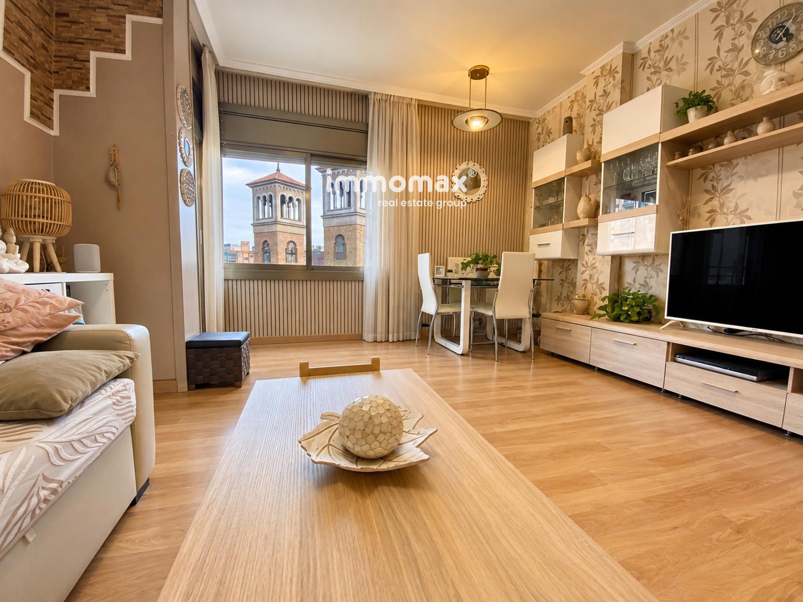 ¡Tu próximo hogar en Hospitaleth! 3 habitaciones, terraza y vistas - Foto 5