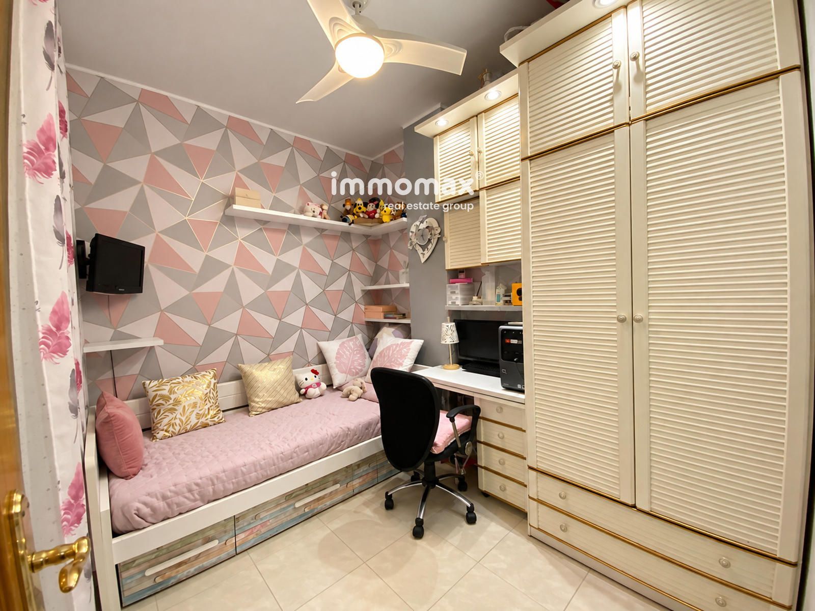 ¡Tu próximo hogar en Hospitaleth! 3 habitaciones, terraza y vistas - Foto 24