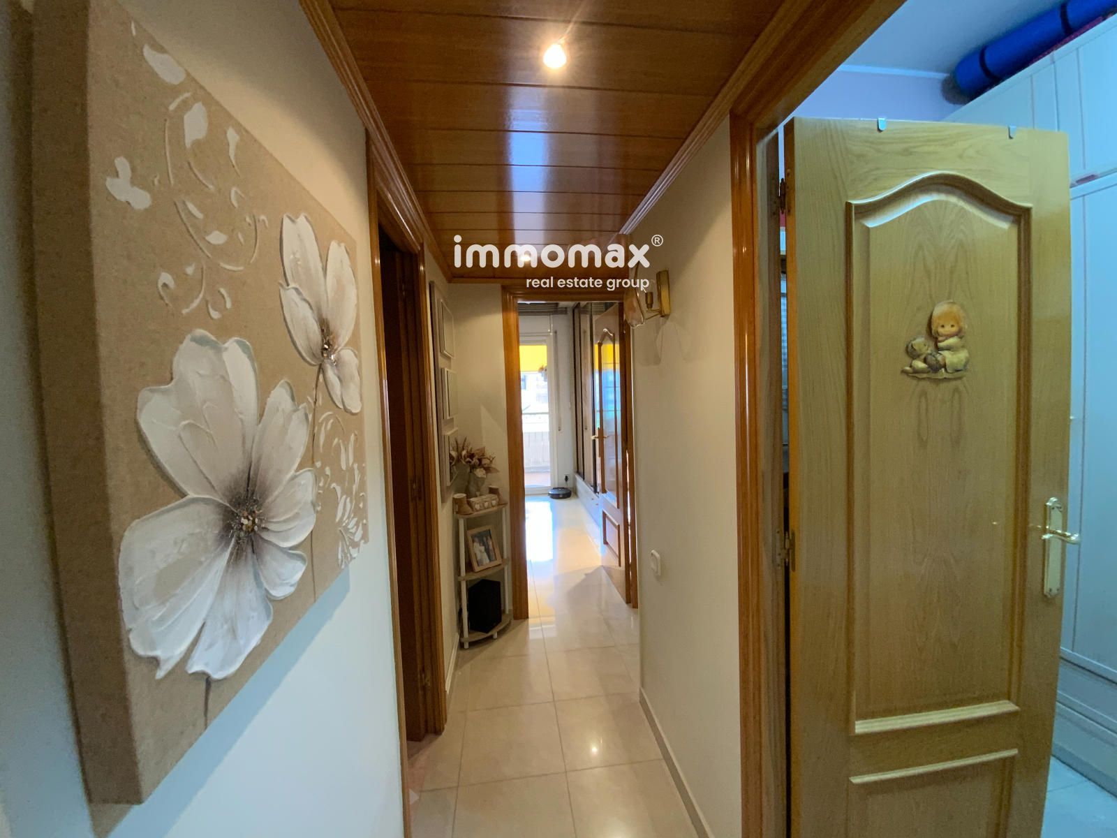 ¡Tu próximo hogar en Hospitaleth! 3 habitaciones, terraza y vistas - Foto 14
