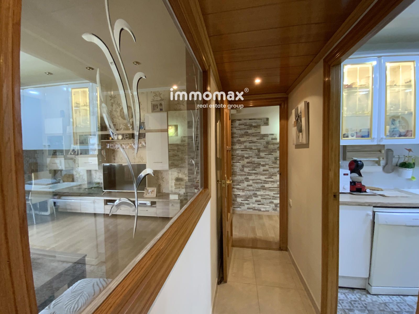 ¡Tu próximo hogar en Hospitaleth! 3 habitaciones, terraza y vistas - Foto 10