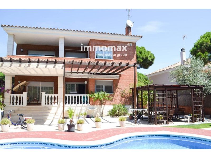 Chalet Independiente en venta Gavà, Barcelona. Ref: 5298. IMMOMAX