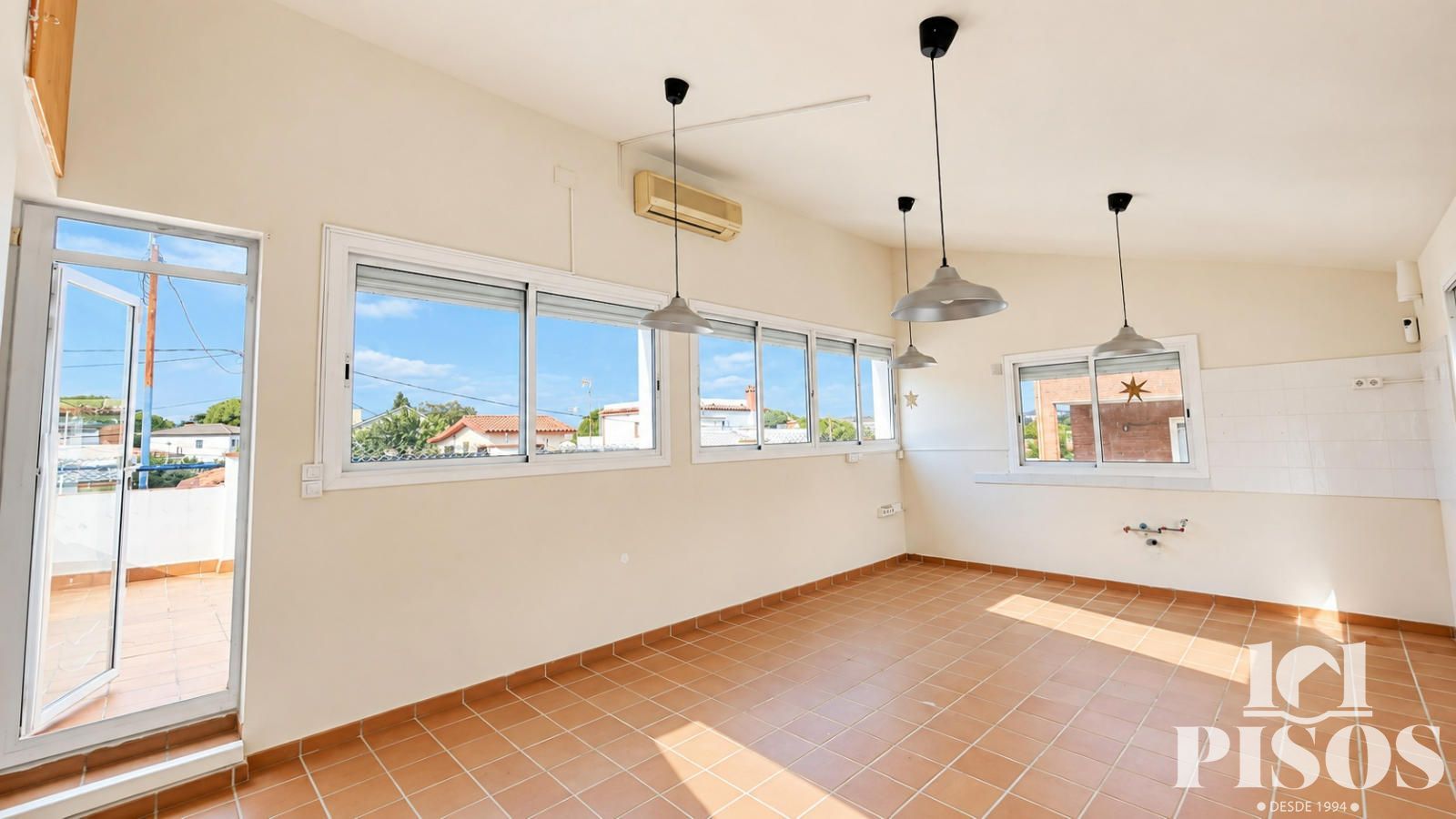 Local-estudio en alquiler la zona de Miarsol - Foto 10