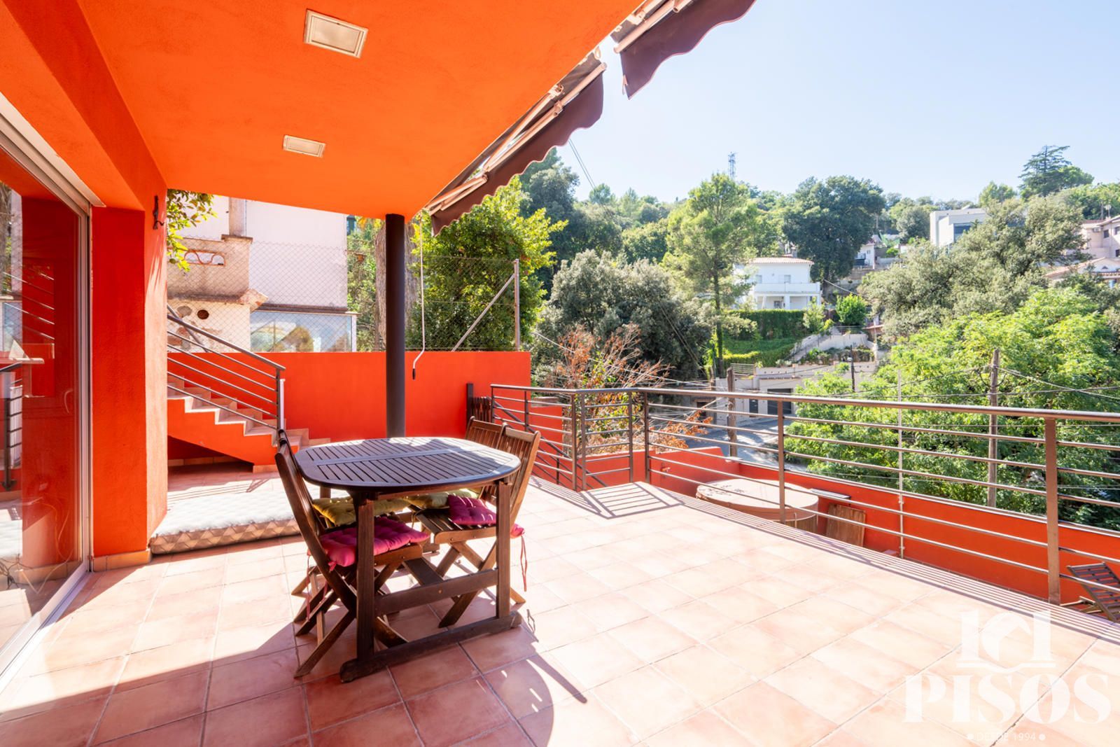 Chalet Independiente en venta en Sant Cugat del Vallès, Barcelona - Foto 2