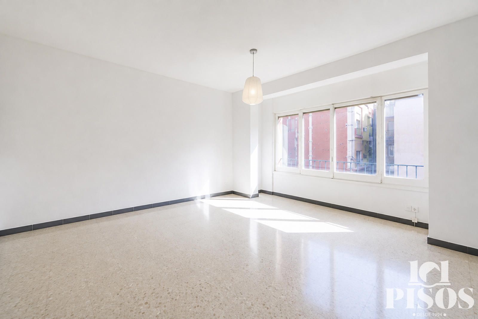 OPORTUNIDAD DE INVERSIÓN – VIVIENDA ALQUILADA CON CONTRATO EN VIGOR - Foto 6