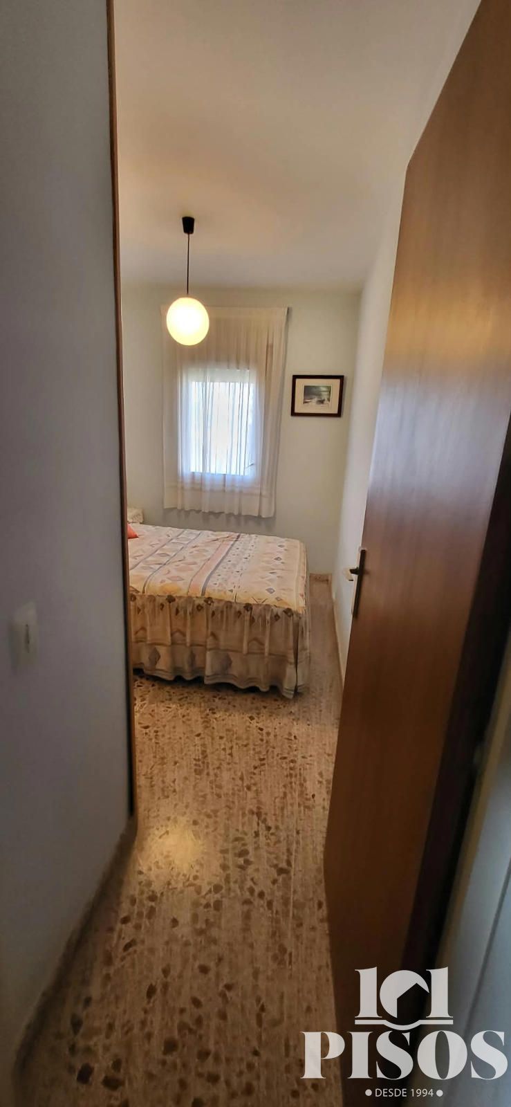Piso con terraza y vistas al mar en Cunit - Foto 11