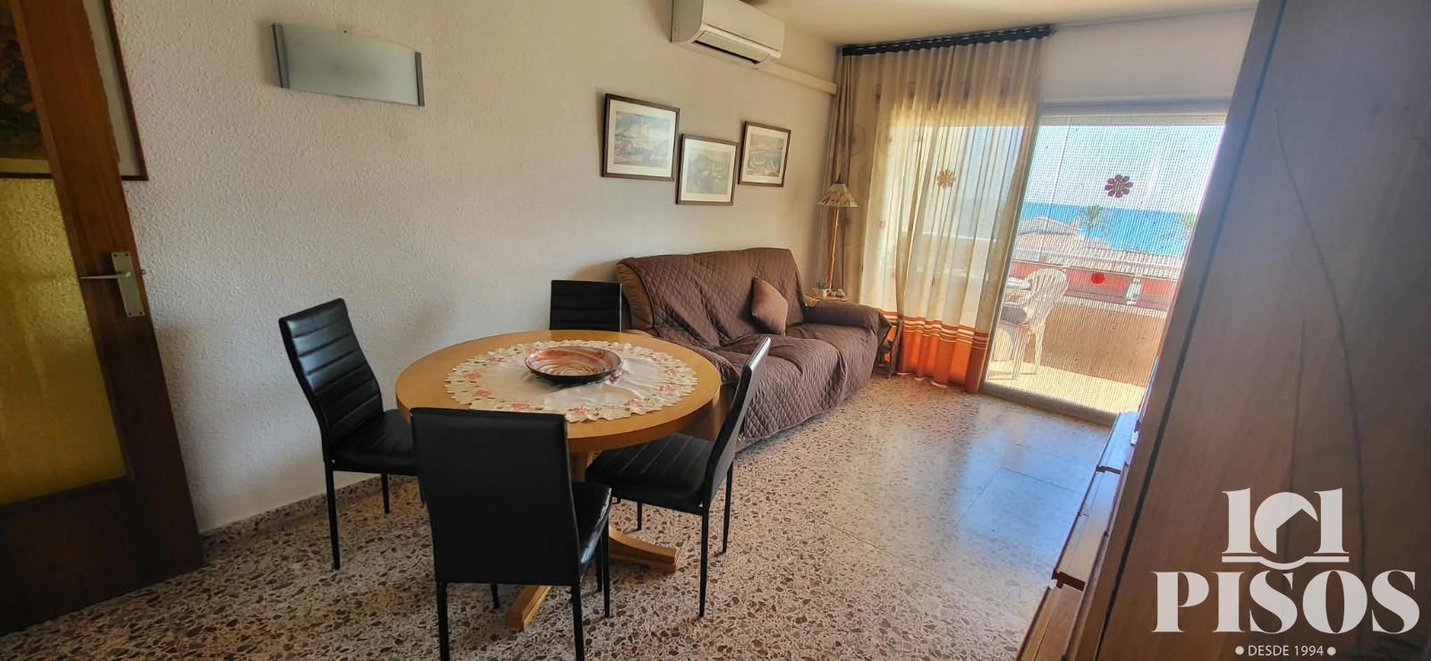 Piso con terraza y vistas al mar en Cunit - Foto 7