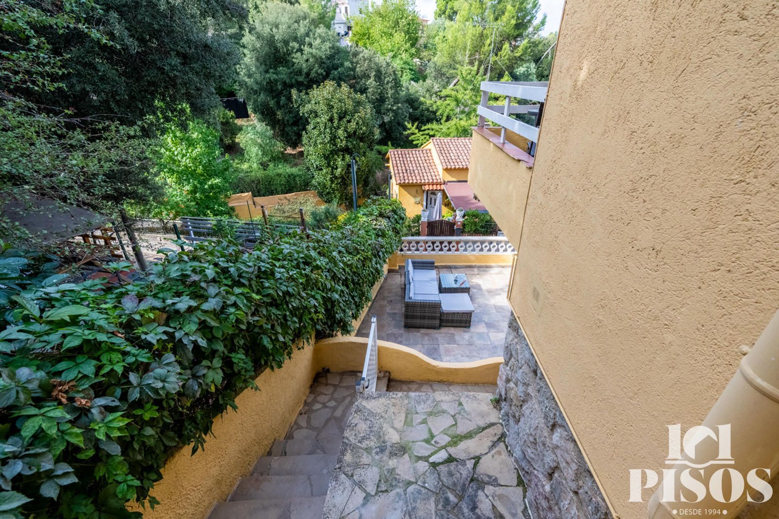 Casa con jardín y apartamento independiente con rentabilidad en La Floresta - Foto 33