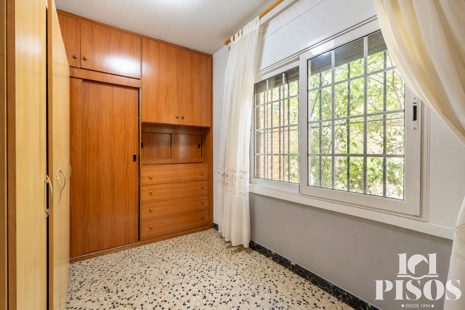 Piso con espectaculares vistas, terraza y parking en La Floresta - Foto 26