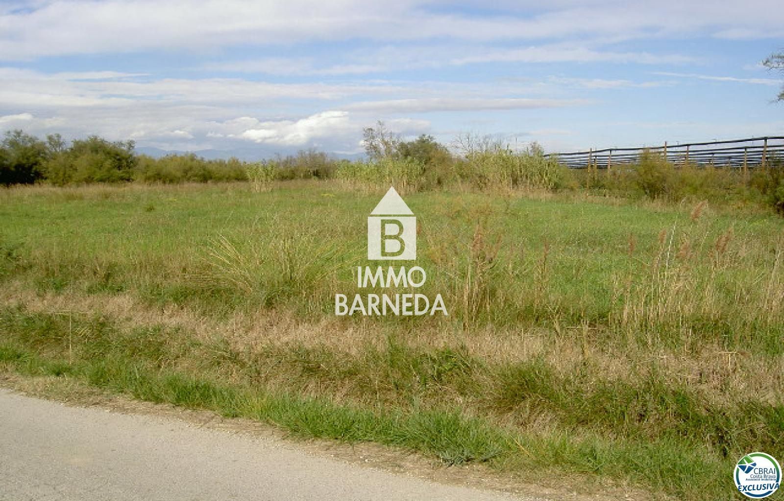 LAND OF 5.000 M2