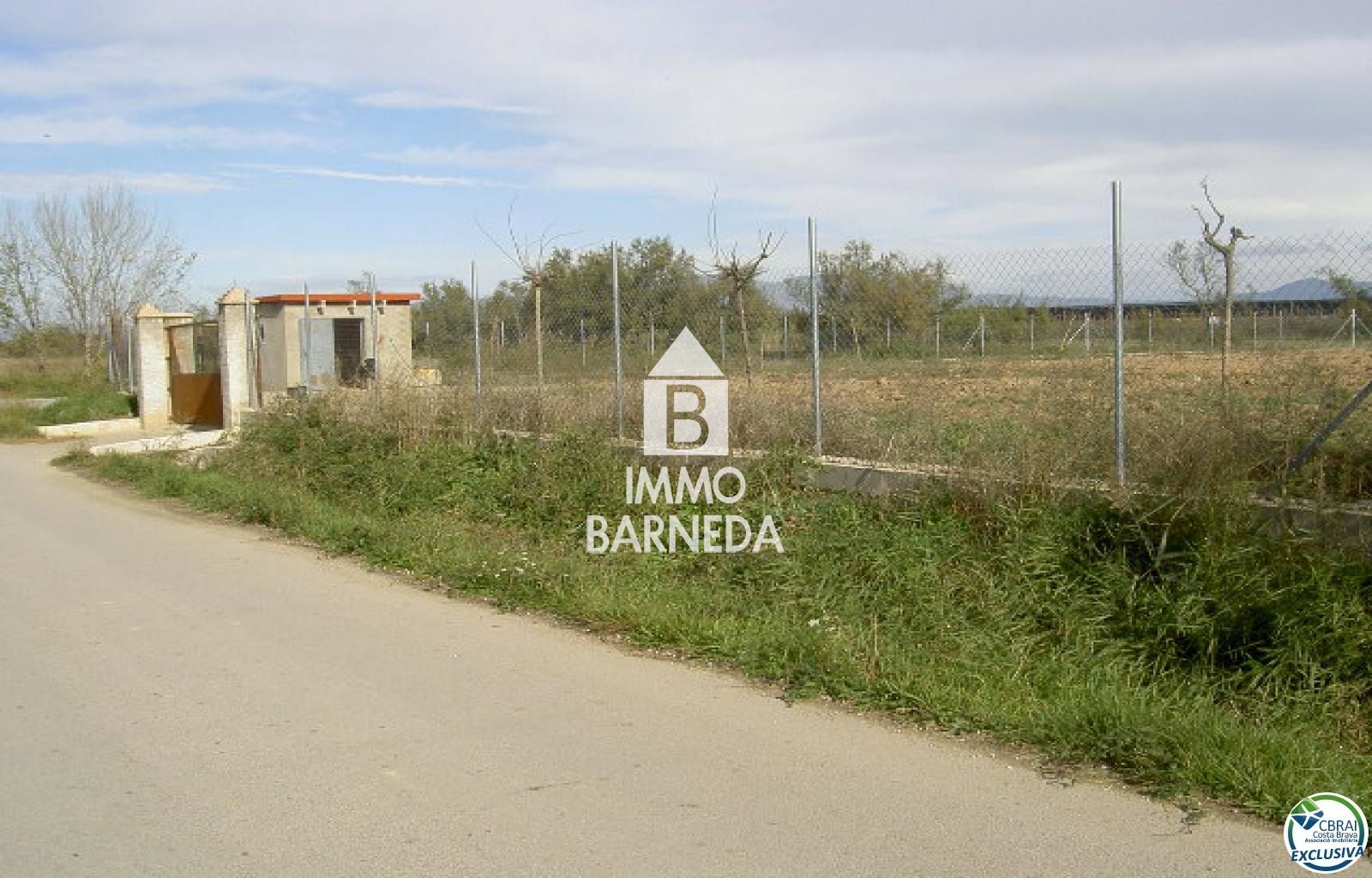 LAND OF 5.000 M2