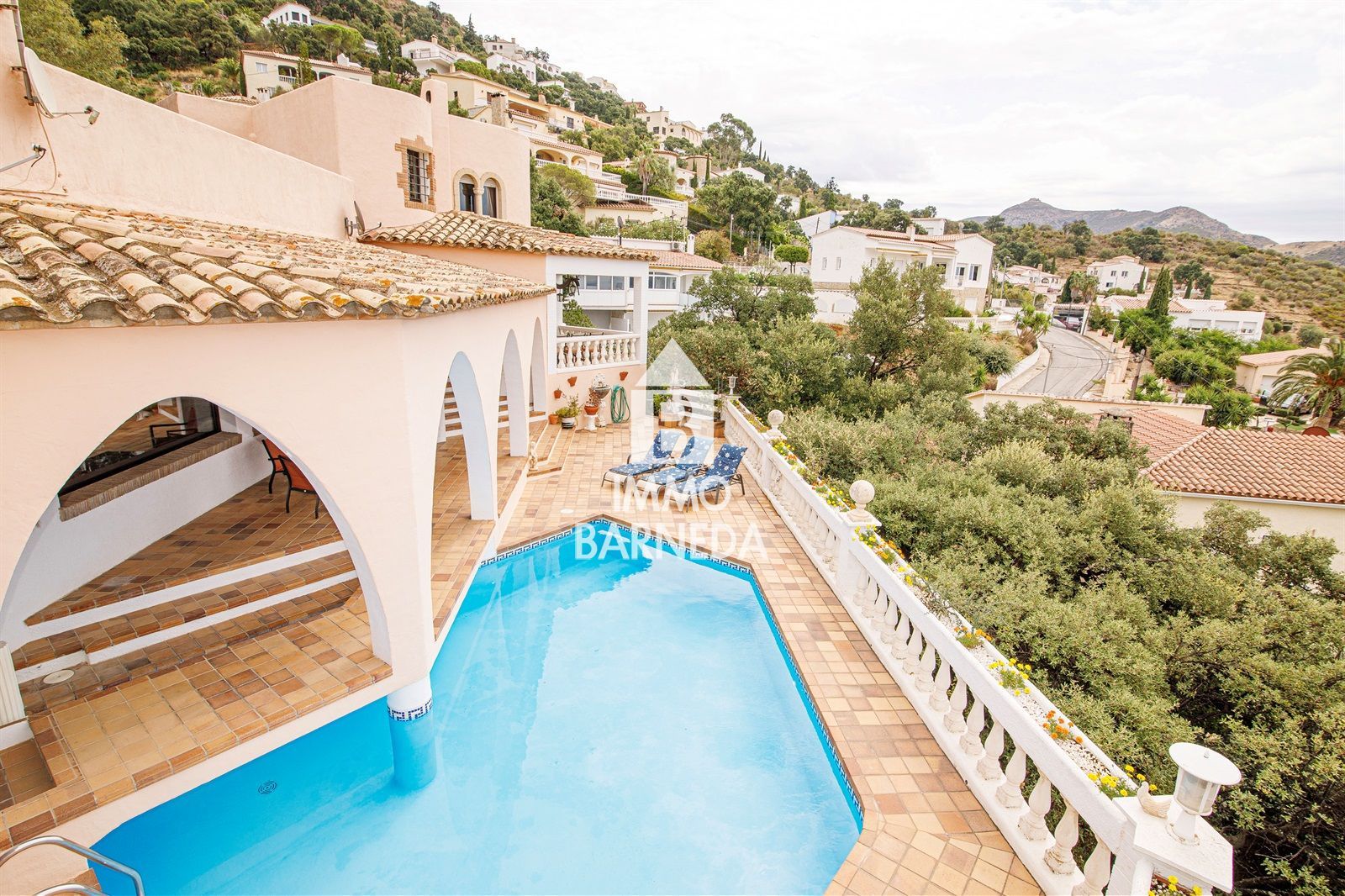 Villa with stunning sea views in Mas Fumats