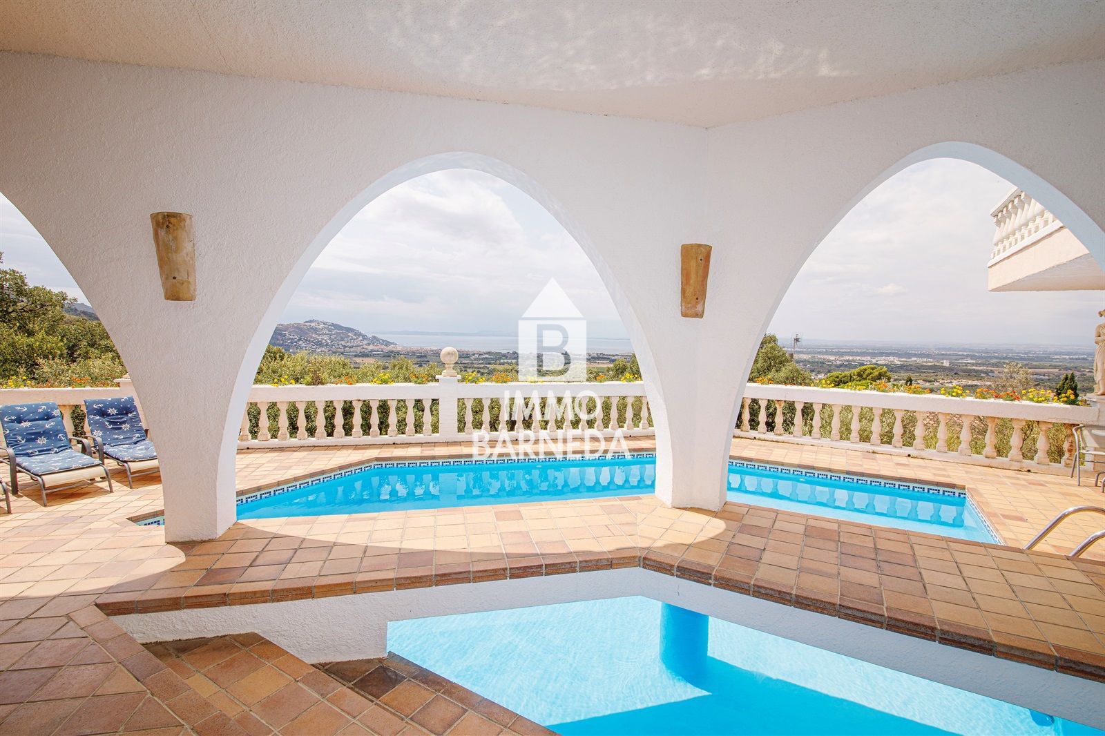 Villa with stunning sea views in Mas Fumats