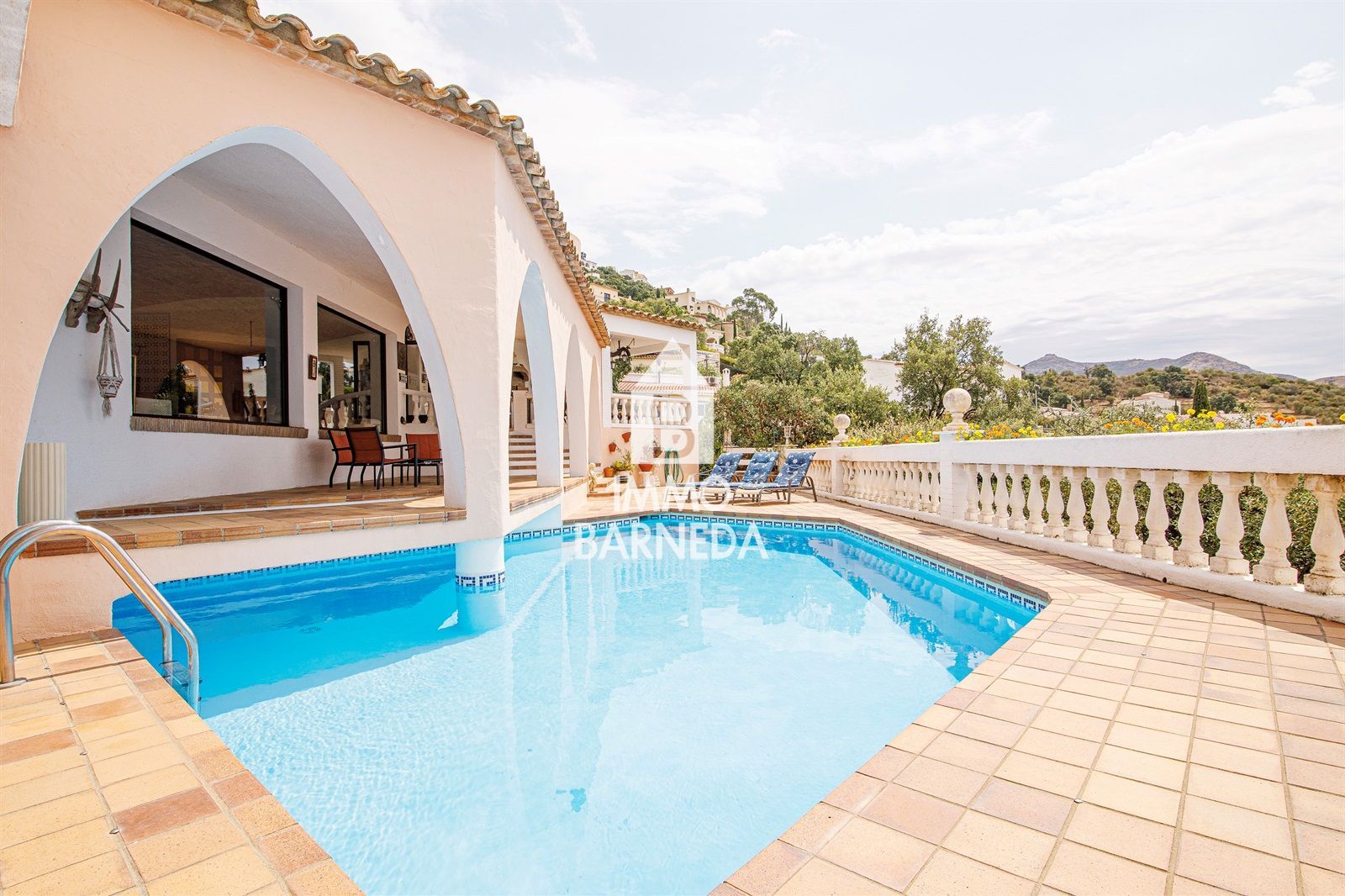 Villa with stunning sea views in Mas Fumats