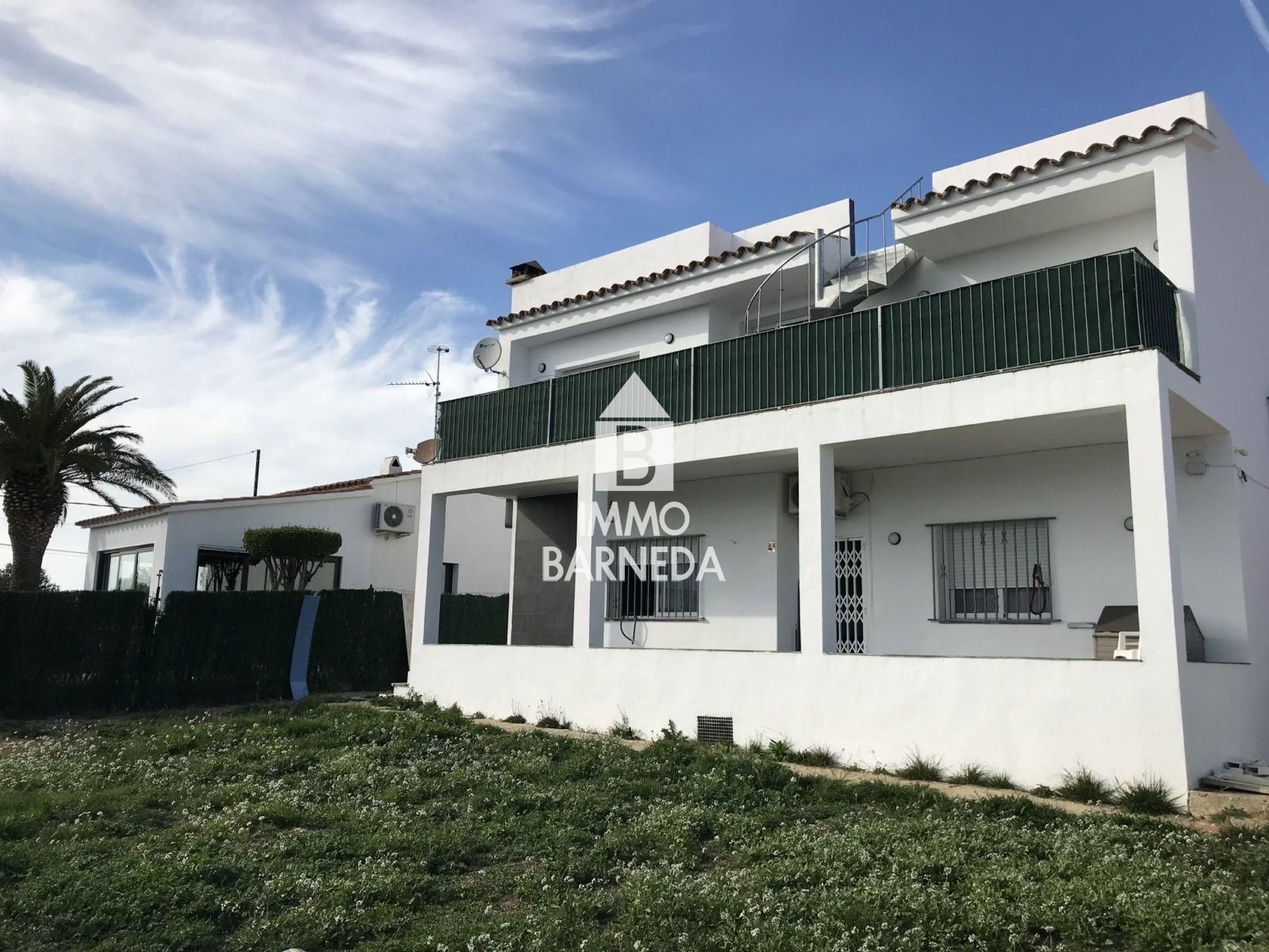 Magnifique villa  rénovée à Mas Busca Roses