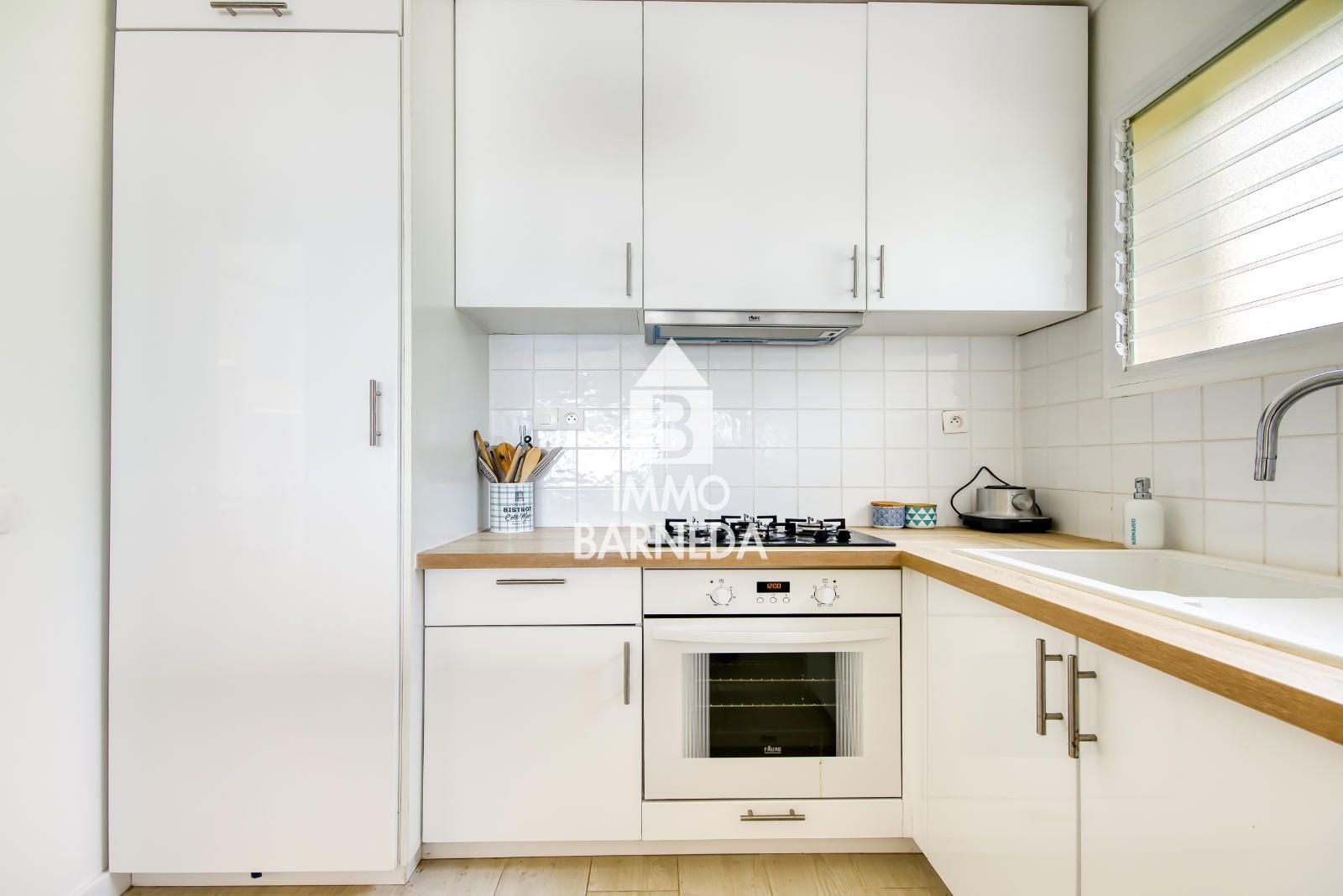 Exklusive renovierte Wohnung in erster Meereslinie – Roses
